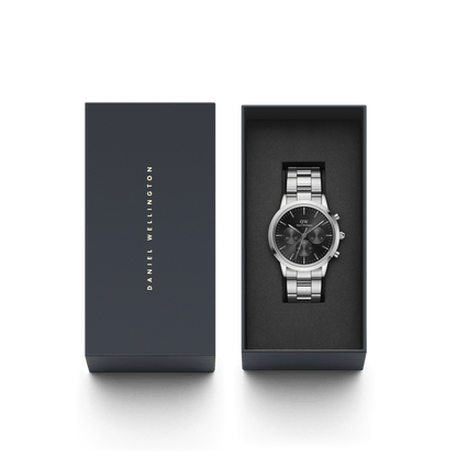 Iconic Chronograph Link Onyx S
