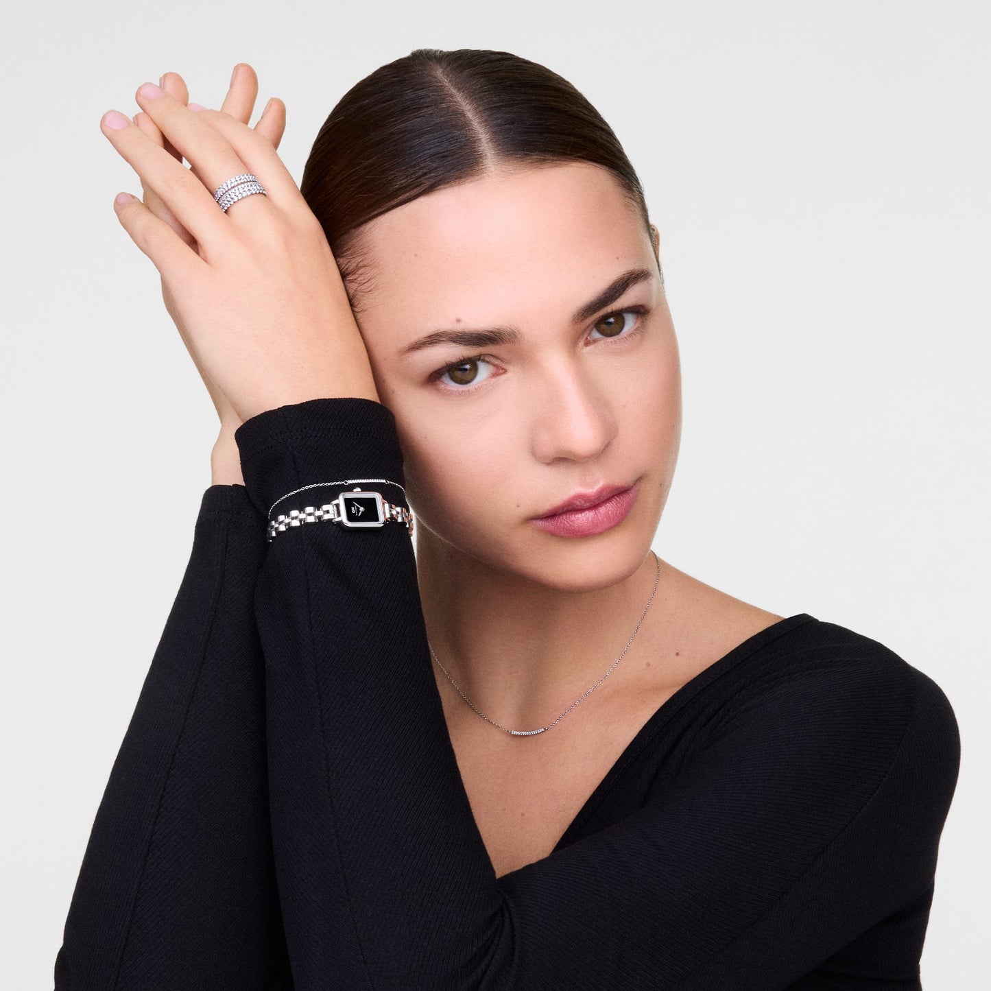 Mirelle Eternity Necklace Silver