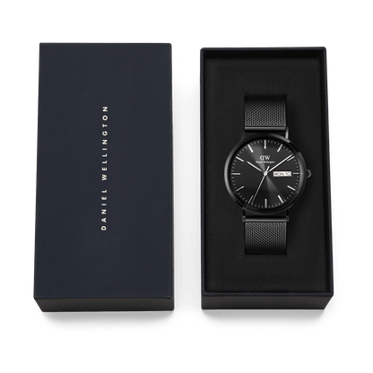 Classic Day Display Onyx Black