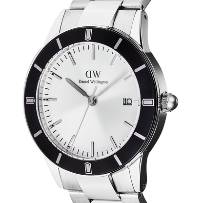 Iconic Paradigma Link Black Bezel